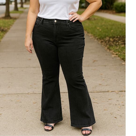 Ava & Viv High Rise Flare Jeans Black Plus Size 20 Stretch Denim Vintage Vibes - Picture 1 of 9